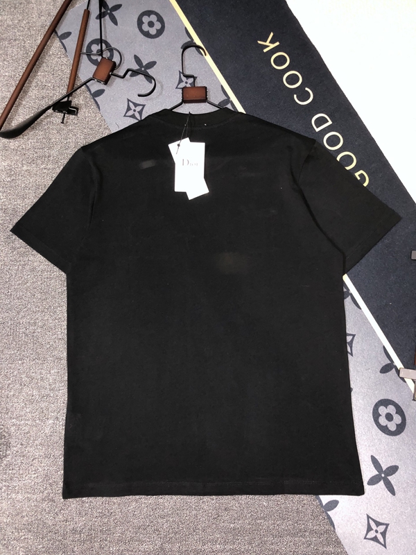 ブランドTシャツ角部分ディテール